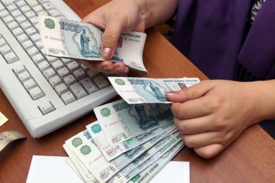 Безработные нижегородские родители получат еще по 3000 рублей в сентябре