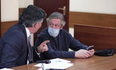 «Адвокат меня подставил». Ефремов рассказал, что думает о своем приговоре и как ему в СИЗО
