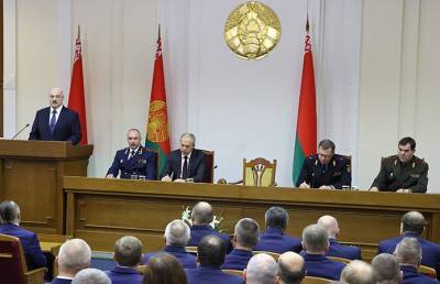 Лукашенко: страна должна уже в этом году вернуться к безопасному периоду, который был совсем недавно – это просто имидж Беларуси