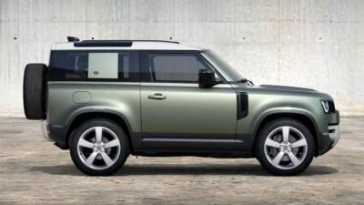 Land Rover объявил российские цены на новый внедорожник Defender