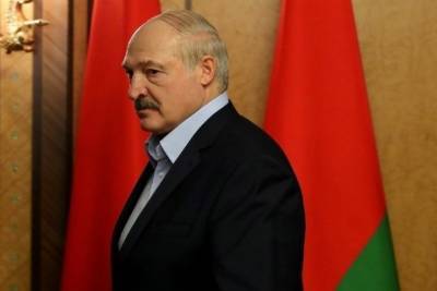 Лукашенко по-мужски заявил, что не отдаст власть
