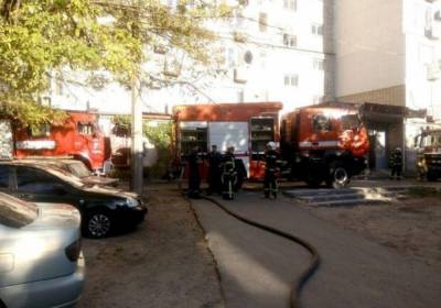 Пожар вспыхнул в санатории под Одессой, началась эвакуация: кадры ЧП