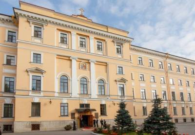 В Петербургской духовной академии ввели карантин из-за коронавируса