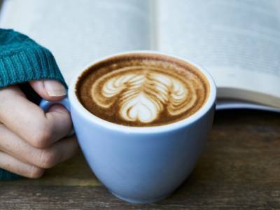 В международной организации предупредили: дорогой сорт кофе может быть заражен бактериями животных