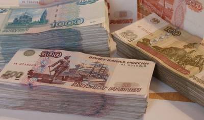 Российские банки в августе одолжили клиентам рекордную сумму