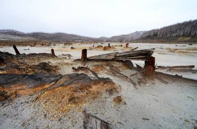 В Челябинской области занялись очисткой ядовитой реки Сак-Элга