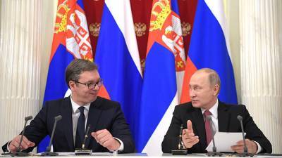 Вучич в разговоре с Путиным подтвердил военный нейтралитет Сербии