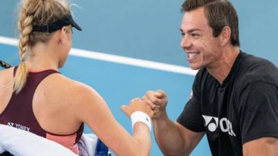 Украинская теннисистка уволила тренера, который поздравил ее соперницу с победой