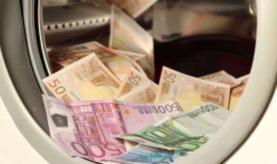 Поиск "грязных денег" мешает Латвии привлекать белорусских инвесторов