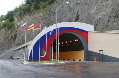 Дорога между Россией и Южной Осетией остается закрытой