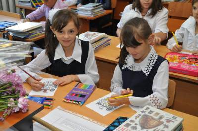 Россия активно помогает школам бывших союзных республик