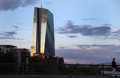 ЕЦБ сохранил ключевые ставки и объем скупки активов