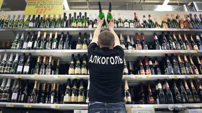 В Минздраве выступили за повышение возраста продажи алкоголя
