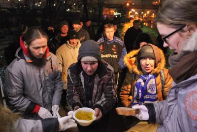 Вторая волна Covid-19 отразится на жизни бездомных в Петербурге