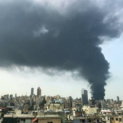 Жертв и серьезных пострадавших в результате сильного пожара в порту Бейрута нет