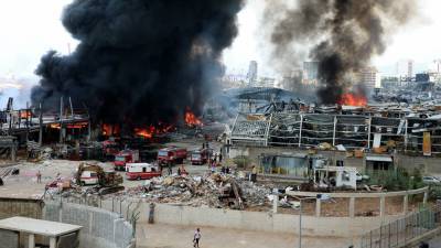 Пожарные в Бейруте локализовали очаг возгорания в порту