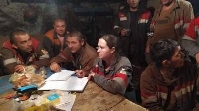 Протесты шахтеров в Кривом Роге: 257 горняков под землей, четырех подняли из-за плохого самочувствия