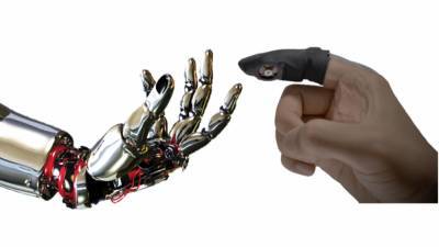 Австралийские ученые представили уникальную робото-перчатку