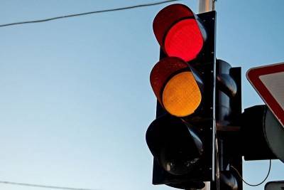В Краснодаре временно отключат светофоры на двух участках улиц