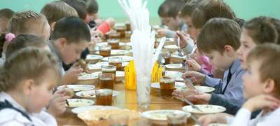 Родители смогут пожаловаться на плохое питание школьников через специальный сервис