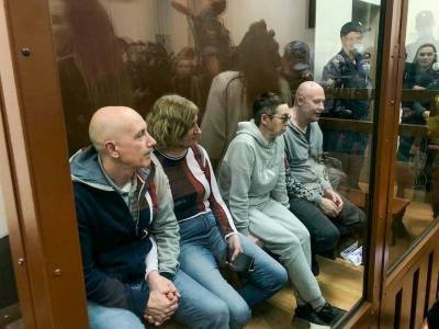 В Москве на три месяца продлили срок ареста фигурантам дела о торговле детьми