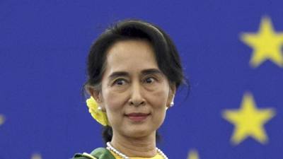 Аун Сан Су Чжи лишили премии