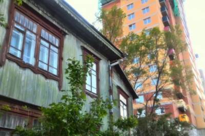 Управляющая компания в Хабаровске заплатит 125 тыс за обрушение потолка