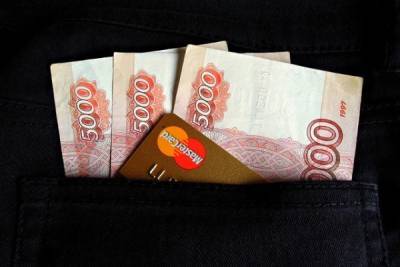 В августе россияне взяли рекордную сумму кредитов