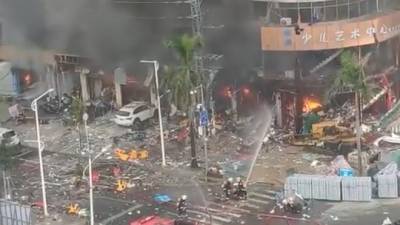 При взрыве возле отеля в Чжухае пострадали три человека
