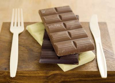 В Роспотребнадзоре рассказали, сколько можно съедать шоколада в день