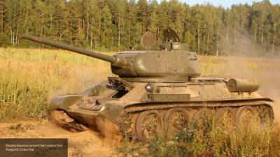 Боевые учения танков Т-34 провели под Москвой