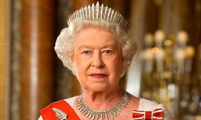Королева Елизавета покидает Шотландию и возвращается в Букингемский дворец