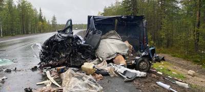 Очевидцы сделали фото места страшной аварии в Карелии, унесшей жизни двух человек