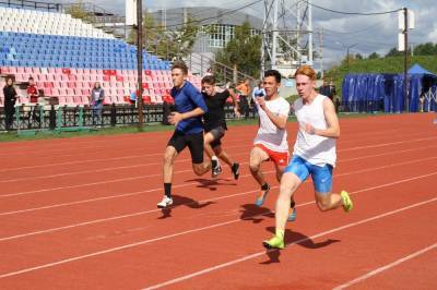 Легкоатлеты Сахалинской области открыли летний сезон соревнований
