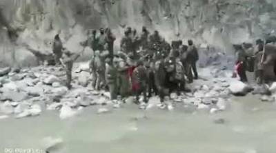 В сети появилось видео схватки военных Индии и Китая на спорной границе (ВИДЕО)