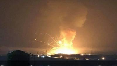 Взрывы и огненный столб потрясли город в Иордании