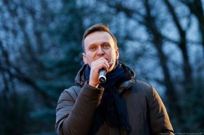 Россия хочет допросить Навального в Германии