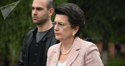 Выборы в Грузии перенесут? Бурджанадзе призвала оппозицию задуматься