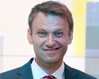 Спутница Навального уклоняется от дачи объяснений