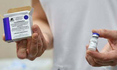 Половина россиян отказалась когда-либо делать прививку от коронавируса