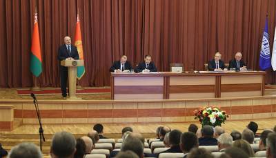 А.Лукашенко: Развитие науки определяет будущее
