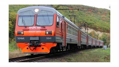 "Крымские железные дороги" акционируют: как изменится работа компании