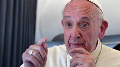 «Неверная интерпретация христианской морали»: Папа Римский назвал еду и секс удовольствиями от Бога