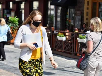 Ирина Смирнова - Дерматолог рассказал, как сделать защитную маску безопасной для кожи - rosbalt.ru - Санкт-Петербург