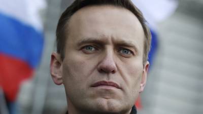 Навального отравили более сильной версией "Новичка", утверждает Spiegel