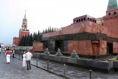 В РФ выберут лучшую архитектурную идею для Мавзолея Ленина