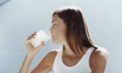 Пить или не пить: чем опасно молоко?