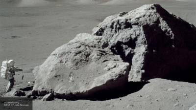 Академик Слюта рассказал о продажах лунного грунта на Земле