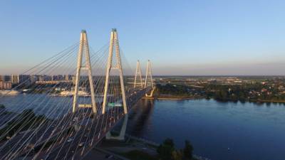 Большой Обуховский мост в Петербурге закроют из-за ремонта