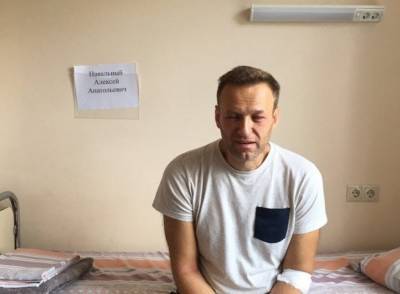 Алексей Навальный очнулся после многодневной медикаментозной комы